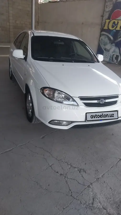 Chevrolet Gentra,  1 позиция