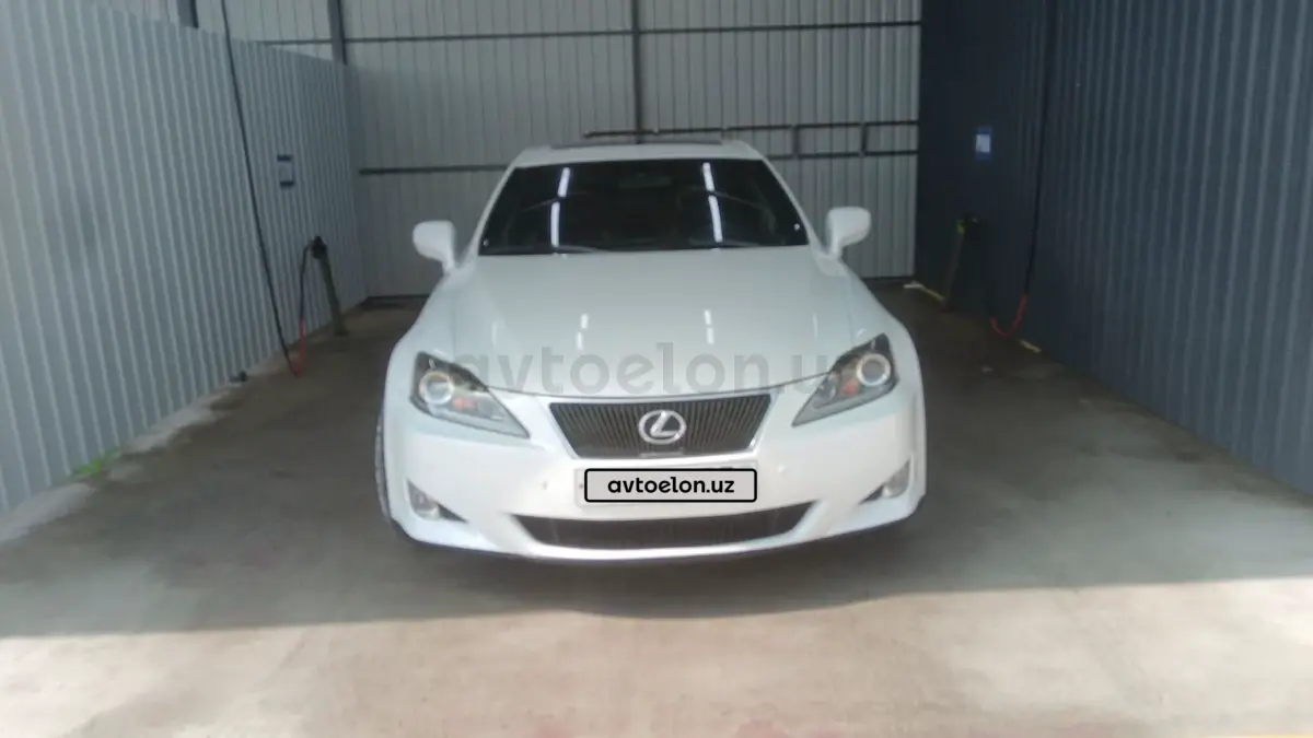 Lexus IS 250