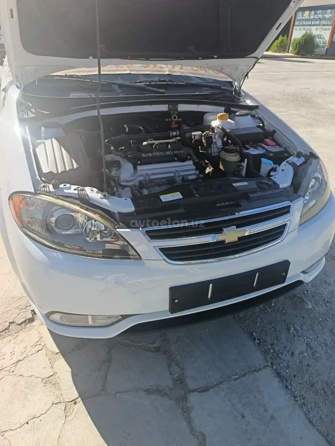 Chevrolet Gentra,  3 позиция