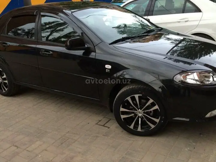 Chevrolet Gentra,  2 позиция