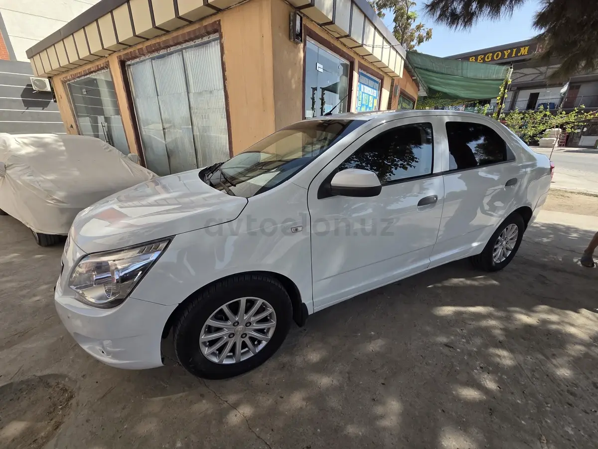 Chevrolet Cobalt,  2 позиция