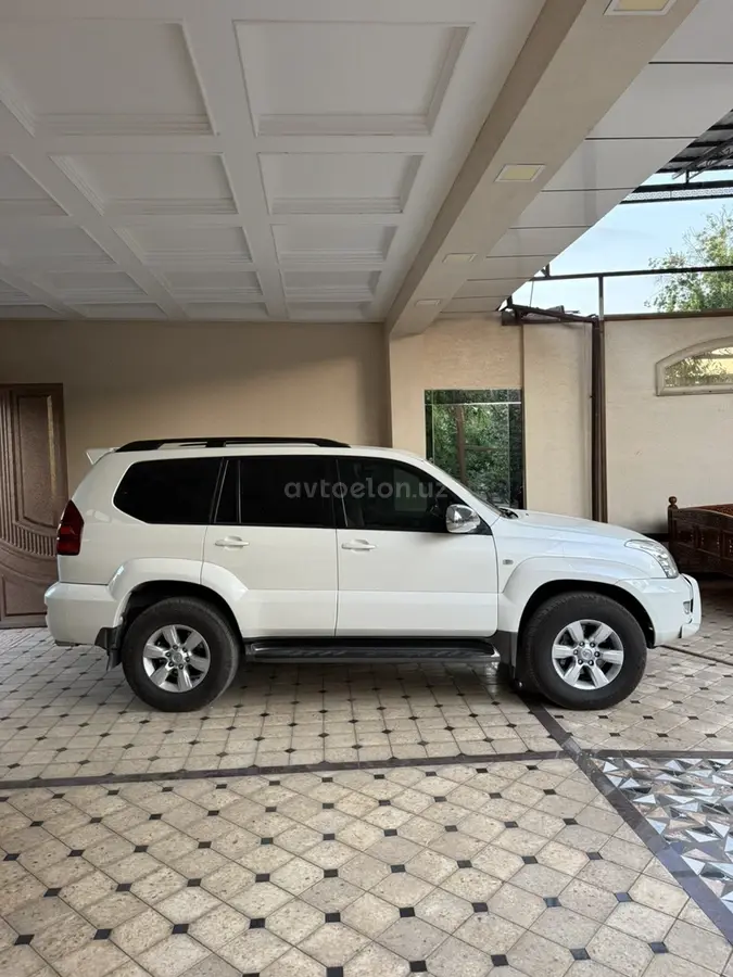Toyota Land Cruiser Prado