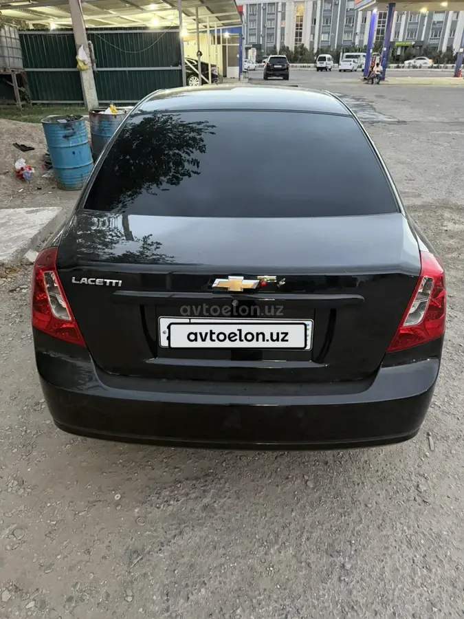 Chevrolet Gentra,  3 позиция