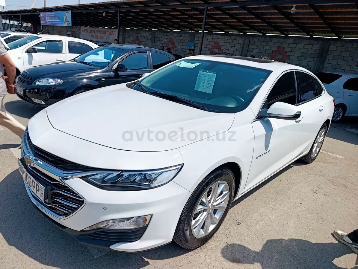 Chevrolet Malibu 2