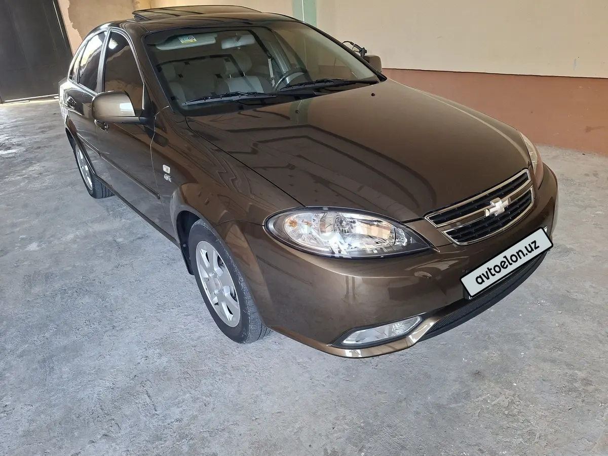 Chevrolet Gentra,  3 позиция