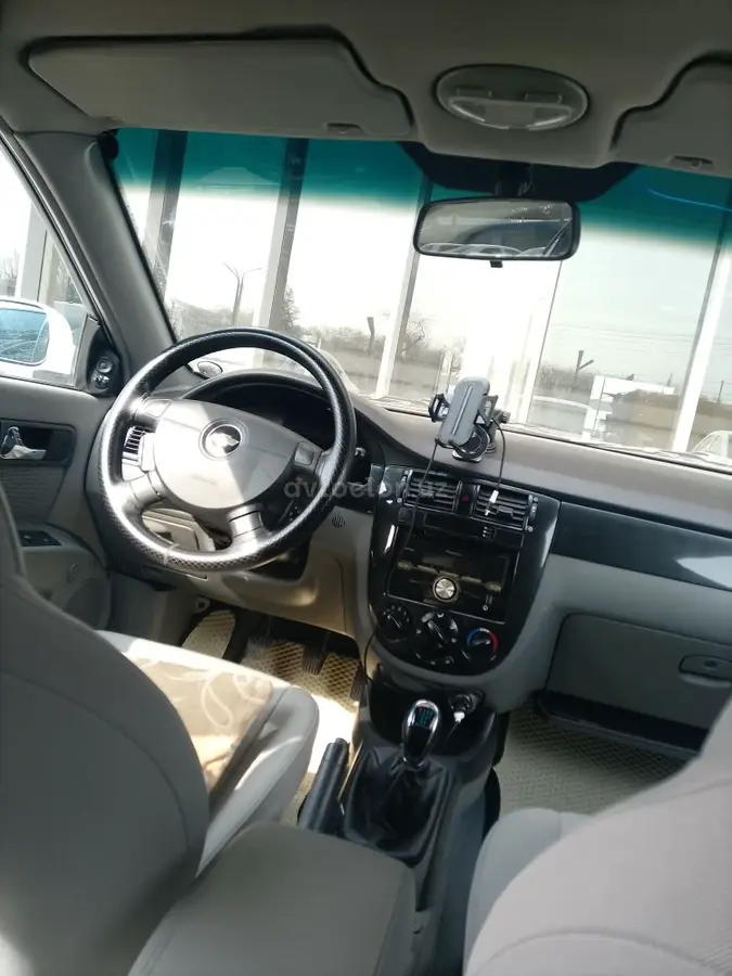 Chevrolet Lacetti,  1 позиция