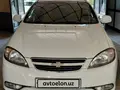 Белый Chevrolet Gentra, 3 позиция 2022 года, КПП Автомат, в Самарканд за 12 000 y.e. id7492010