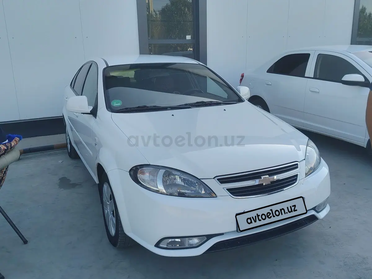 Chevrolet Gentra,  2 позиция