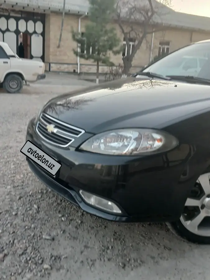 Chevrolet Gentra,  1 позиция