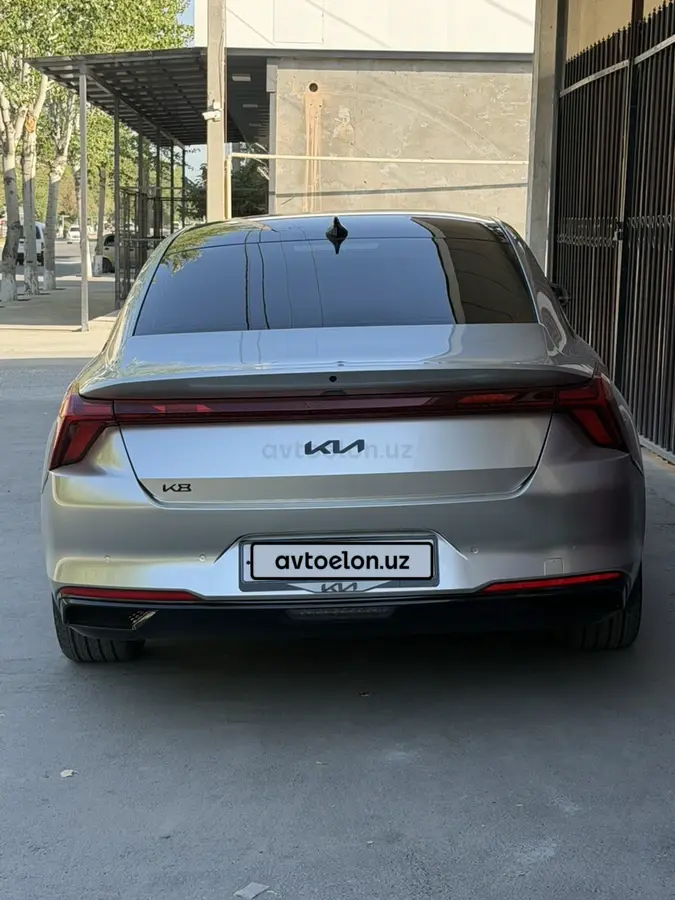 Kia K8