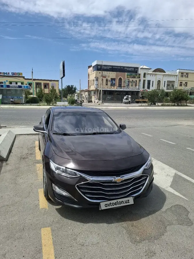 Chevrolet Malibu 2