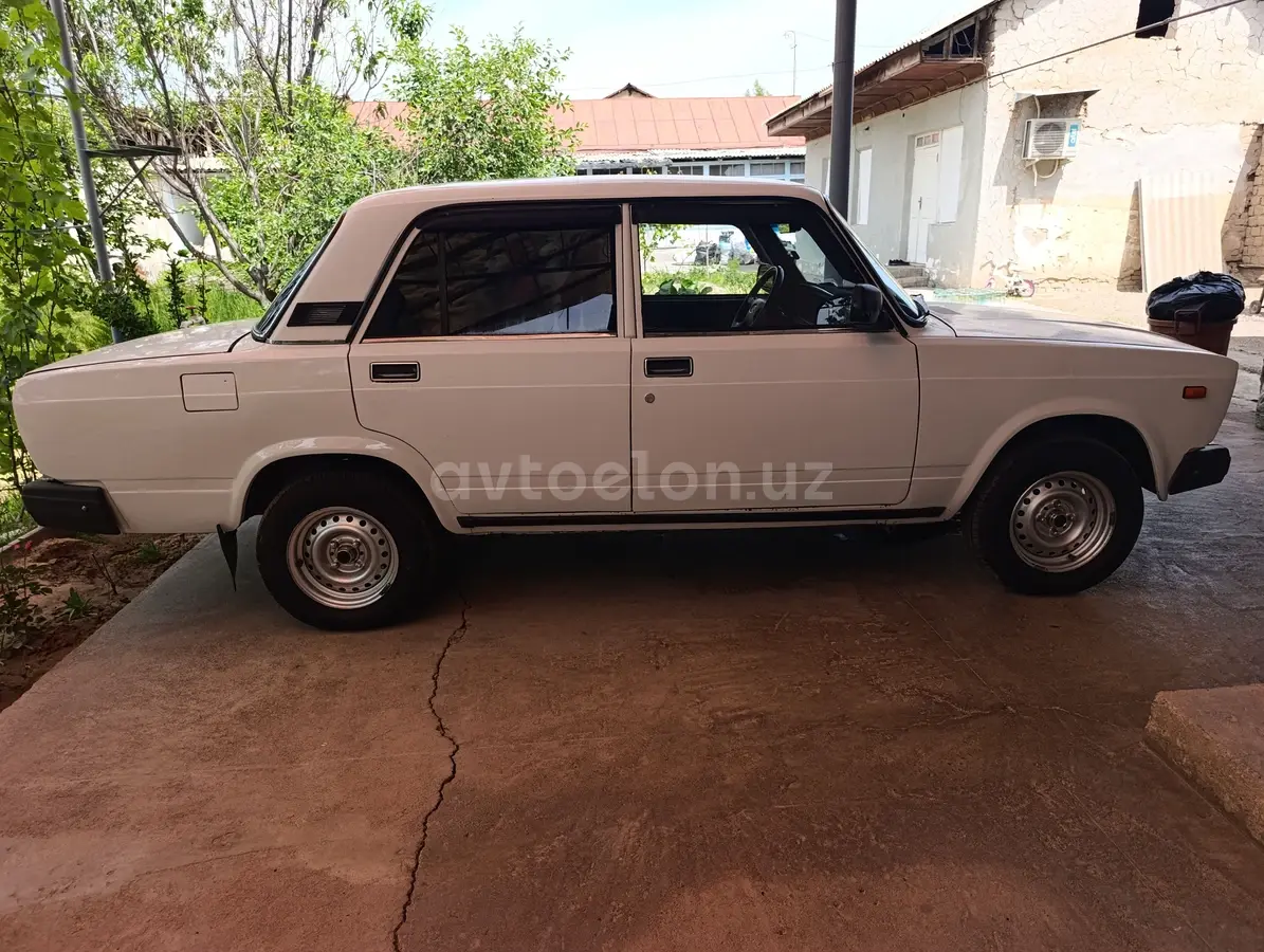 ВАЗ (Lada) 2107