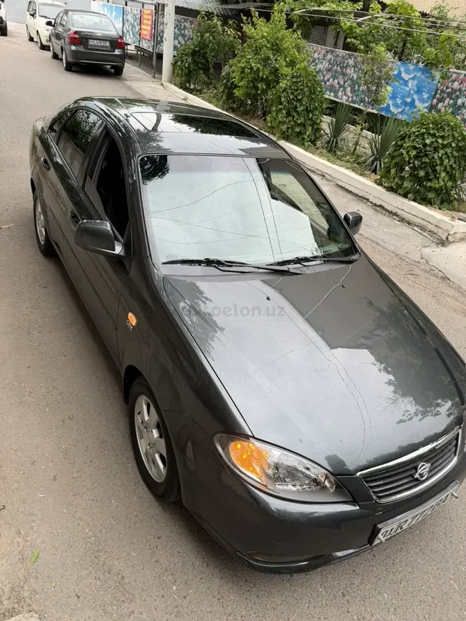 Chevrolet Gentra,  3 позиция