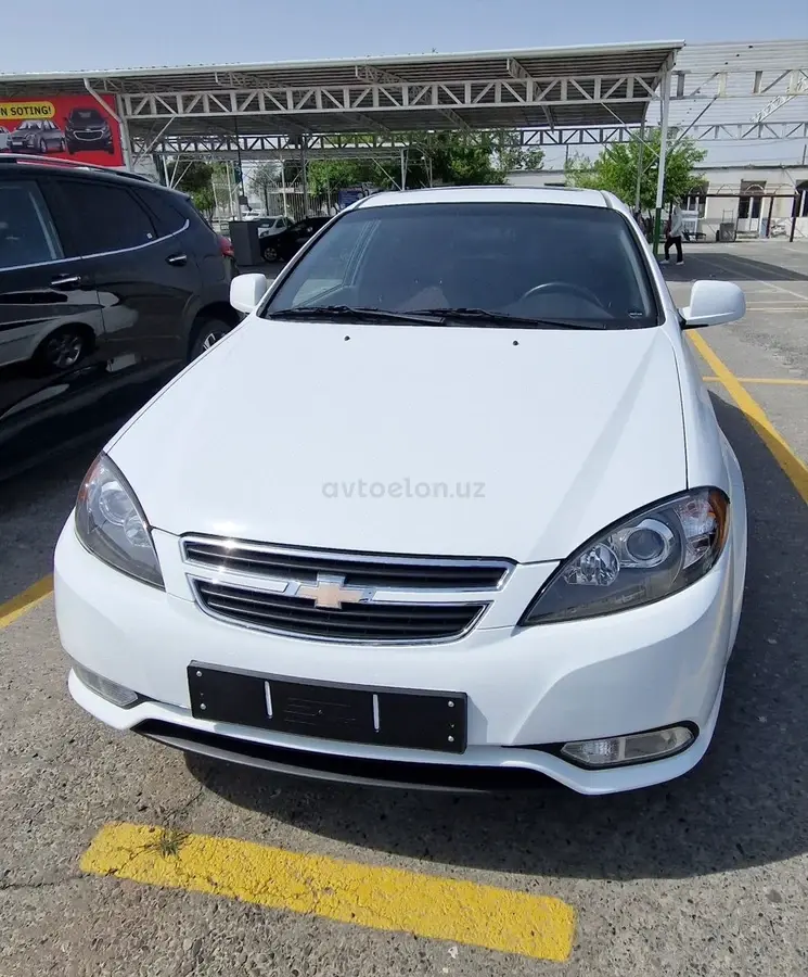 Chevrolet Gentra,  2 позиция