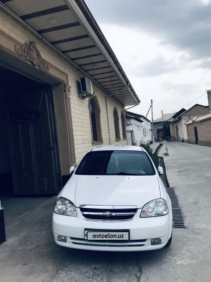 Chevrolet Lacetti,  2 позиция