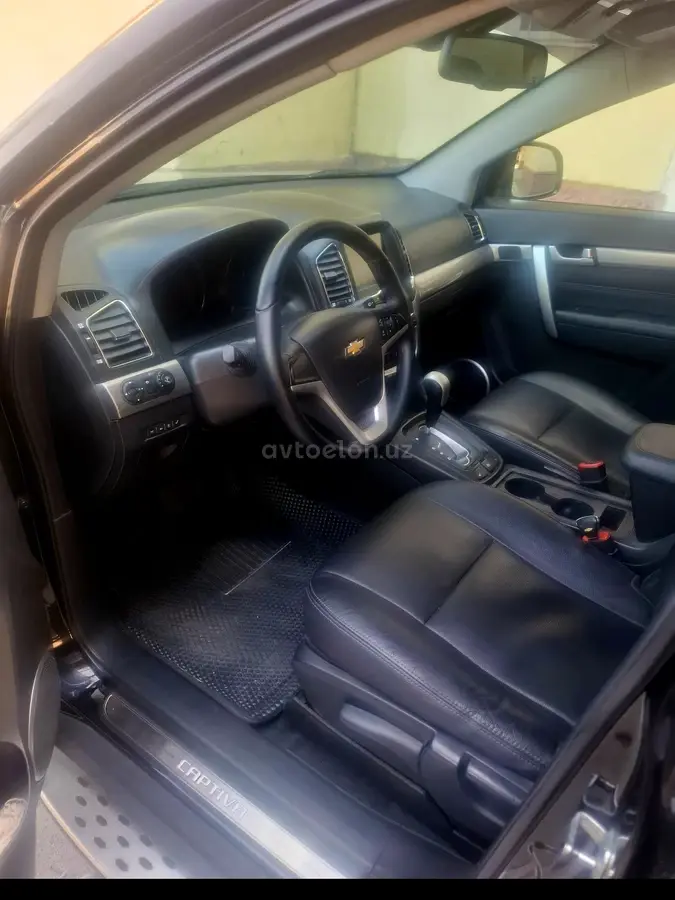 Chevrolet Captiva,  4 позиция