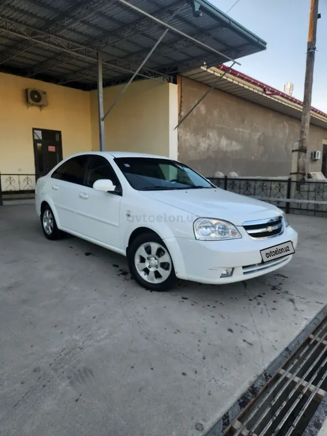 Chevrolet Lacetti,  2 позиция