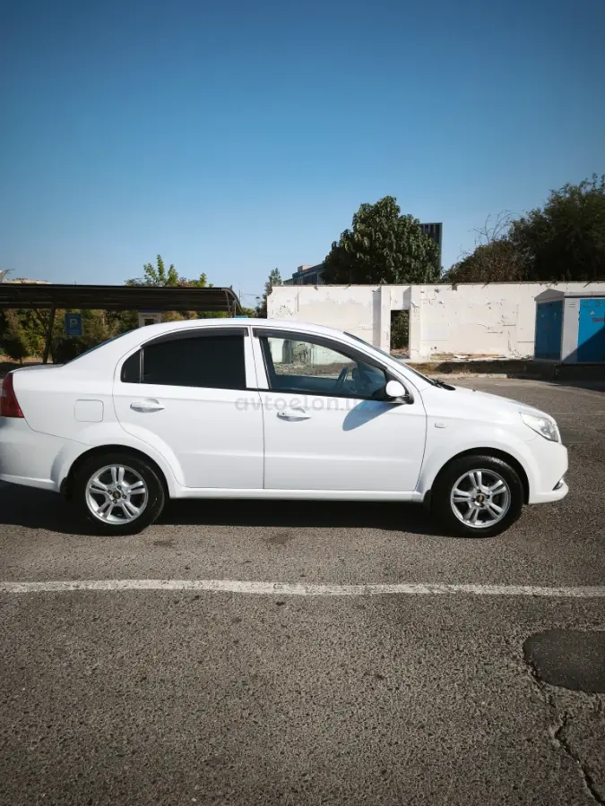 Chevrolet Nexia 3,  4 позиция