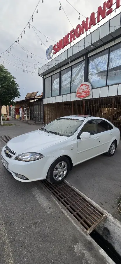 Chevrolet Gentra,  3 позиция