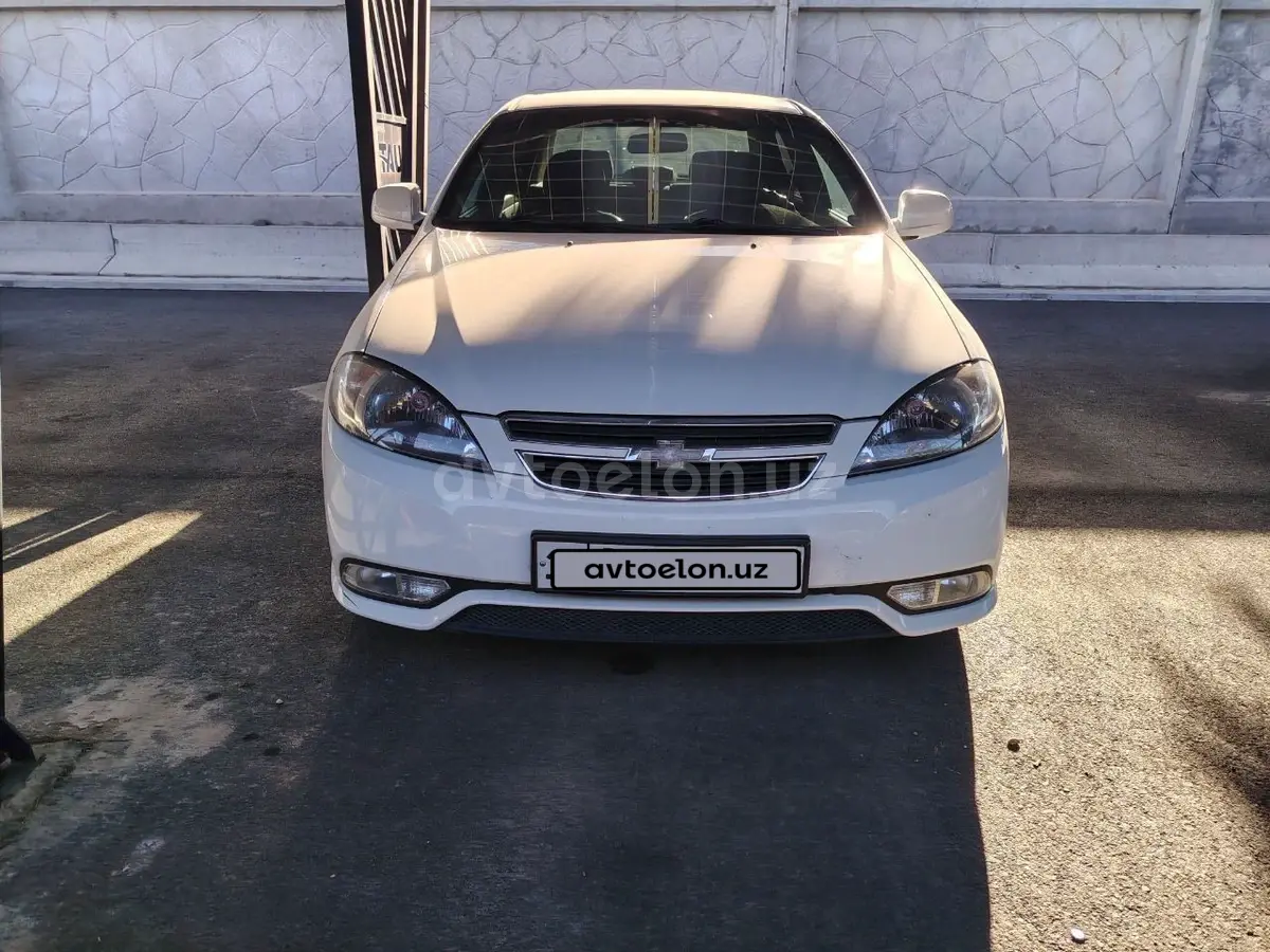 Chevrolet Gentra,  2 позиция