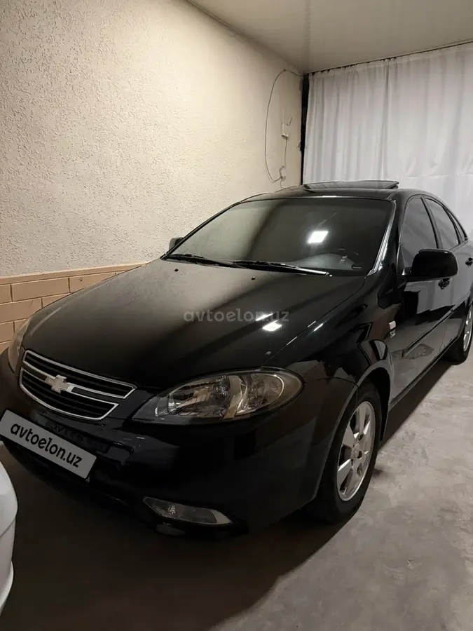 Chevrolet Gentra,  3 позиция