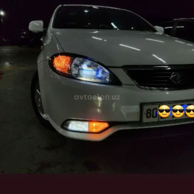 Chevrolet Gentra,  3 позиция