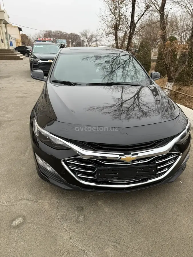 Chevrolet Malibu 2
