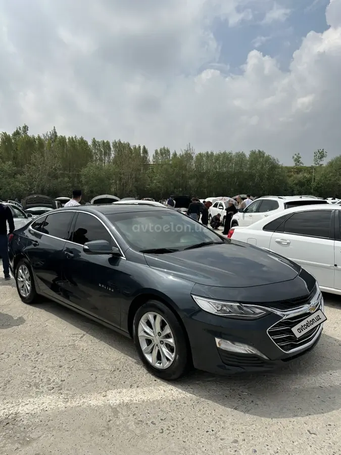 Chevrolet Malibu 2
