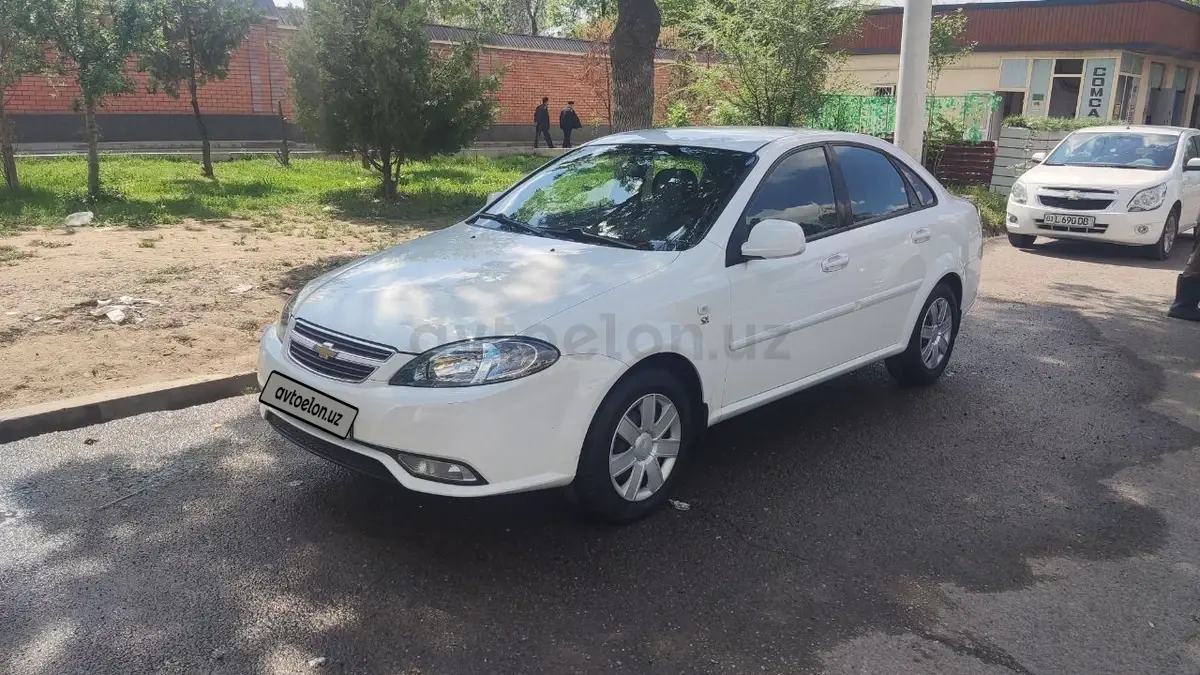 Chevrolet Gentra,  1 позиция