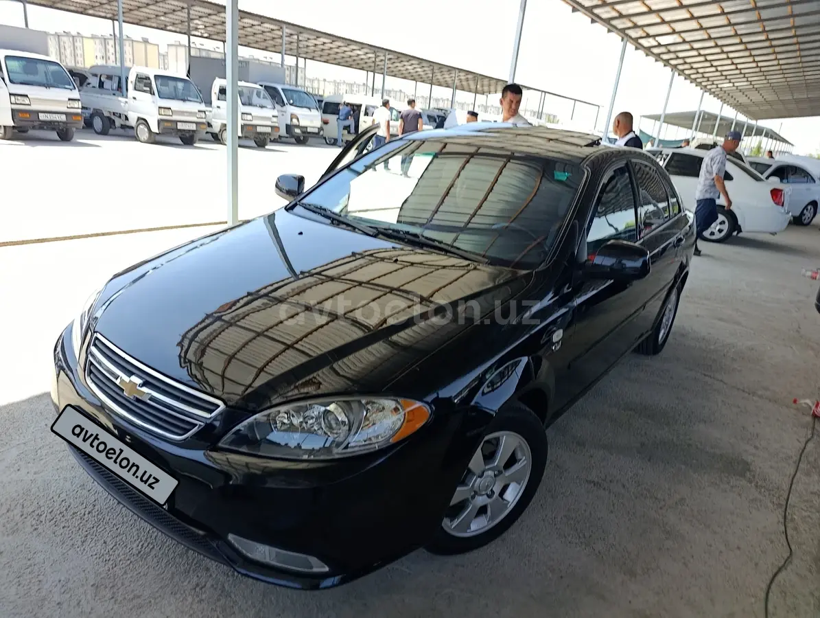 Chevrolet Gentra,  3 позиция