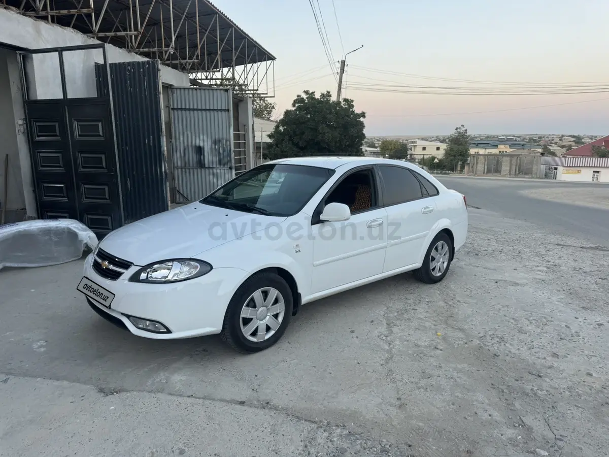 Chevrolet Gentra,  1 позиция