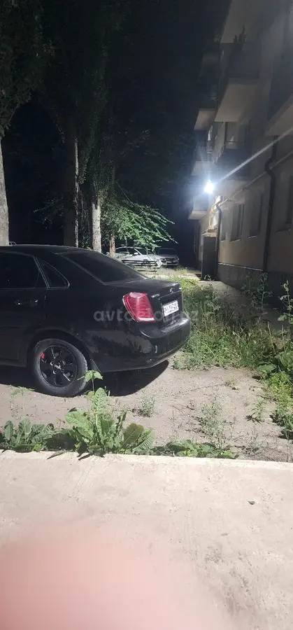 Chevrolet Gentra,  3 позиция