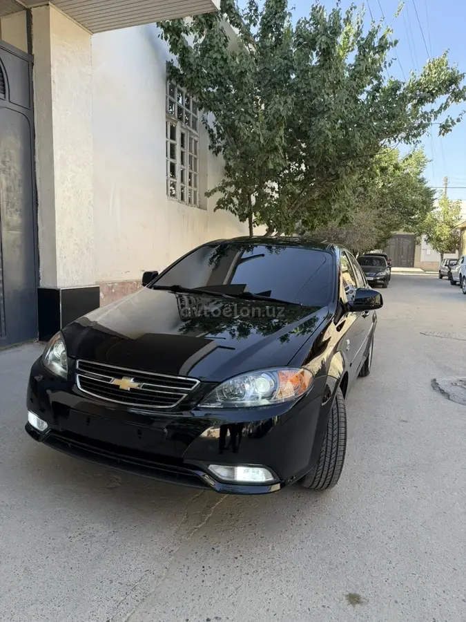 Chevrolet Gentra,  3 позиция