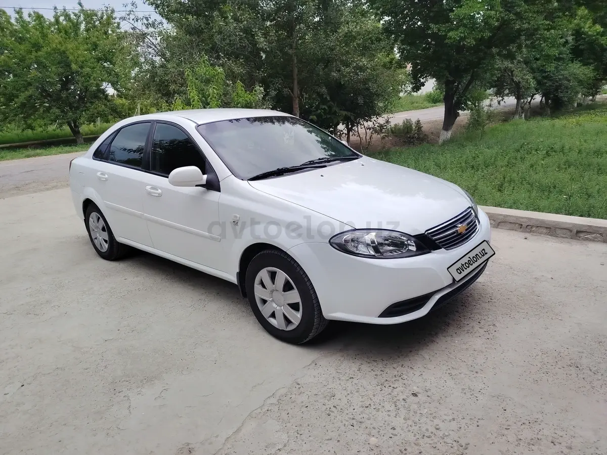 Chevrolet Gentra,  2 позиция