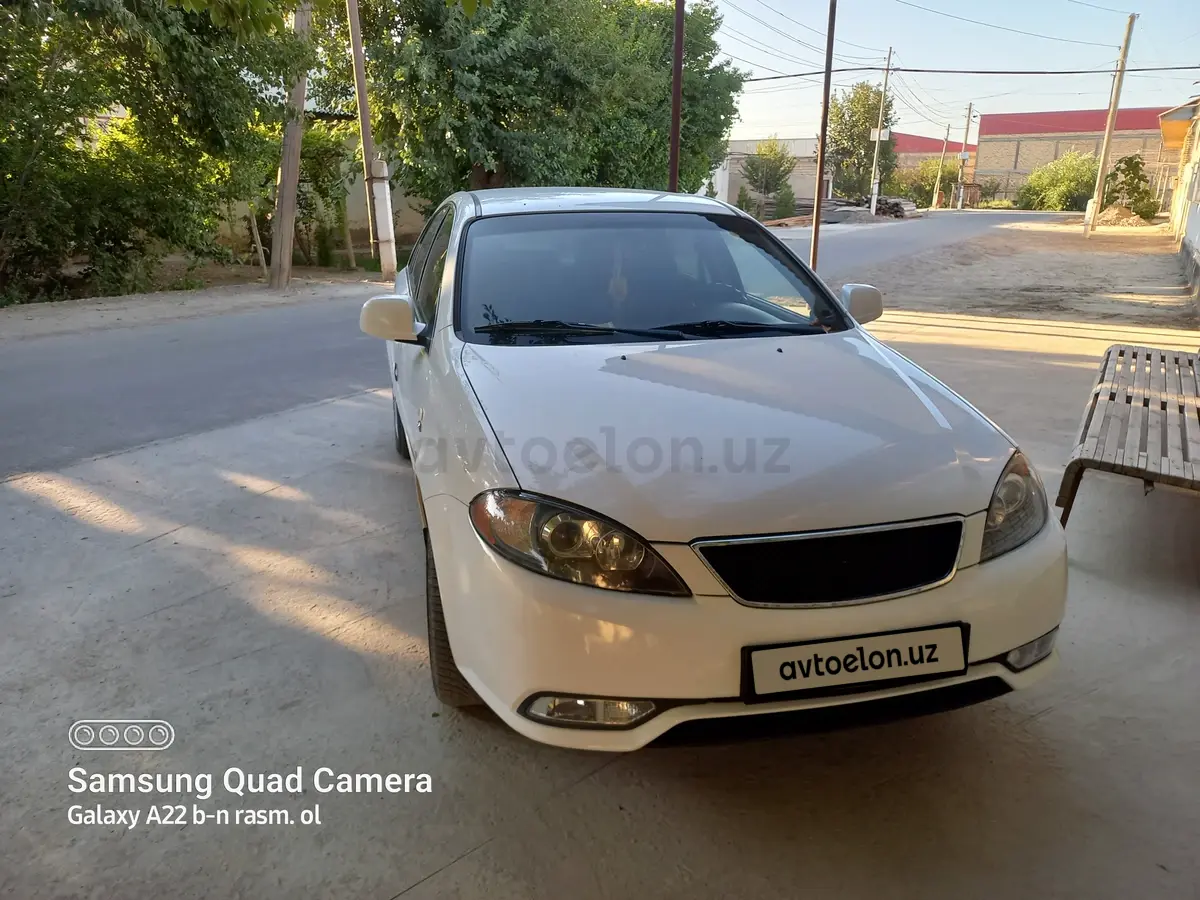 Chevrolet Gentra,  2 позиция