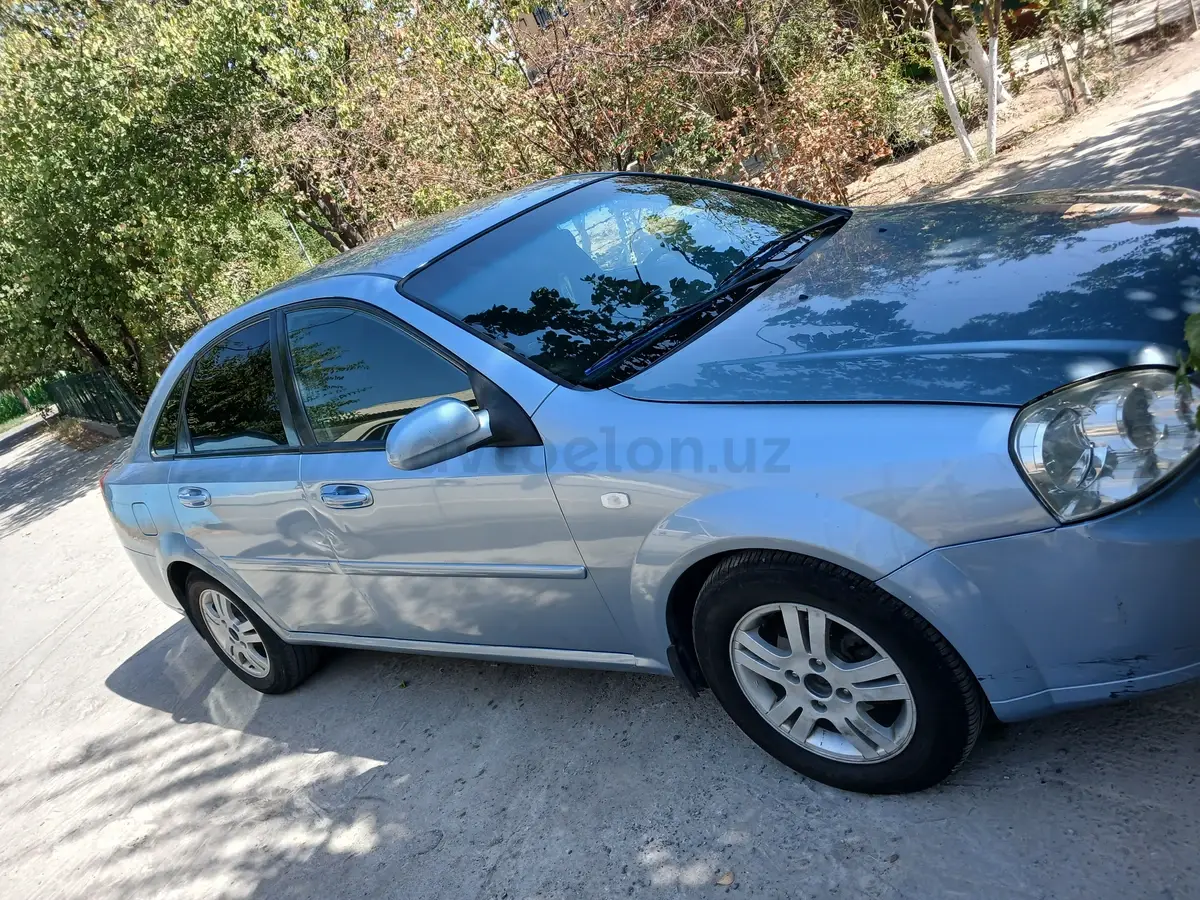 Chevrolet Lacetti,  2 позиция