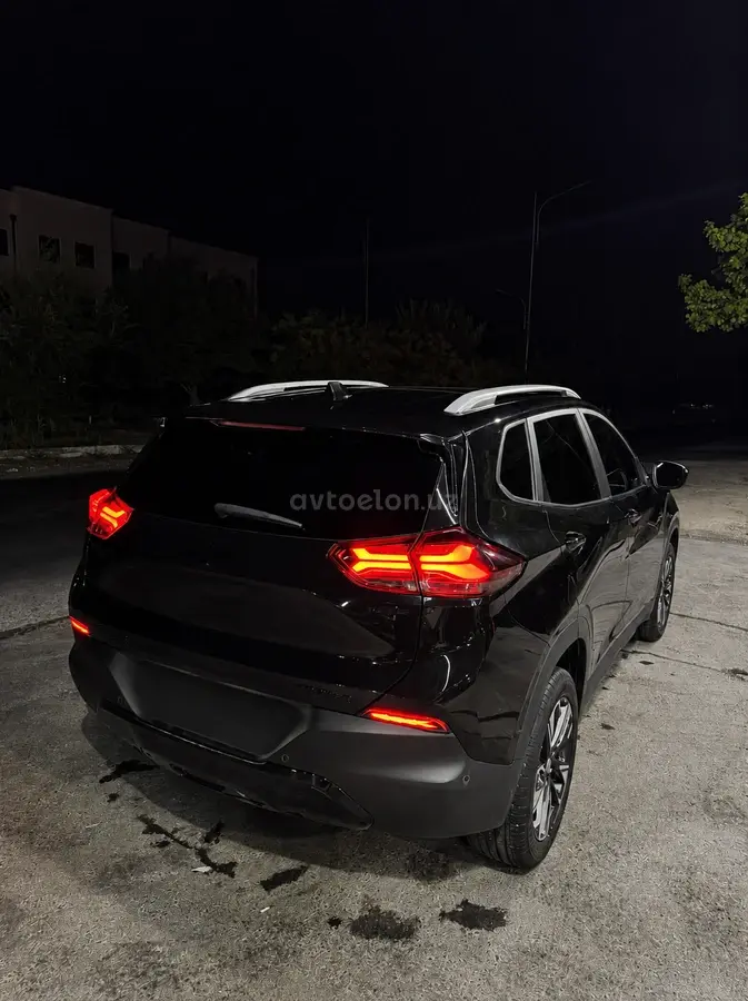 Chevrolet Tracker 2