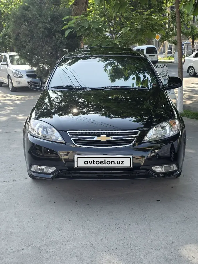 Chevrolet Gentra,  3 позиция