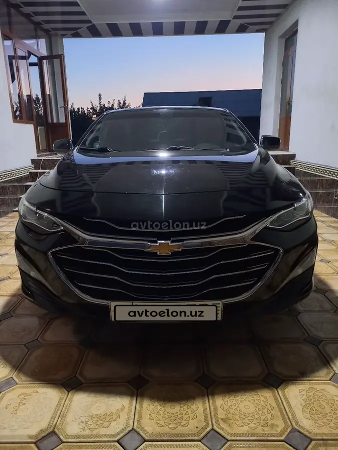 Chevrolet Malibu 2