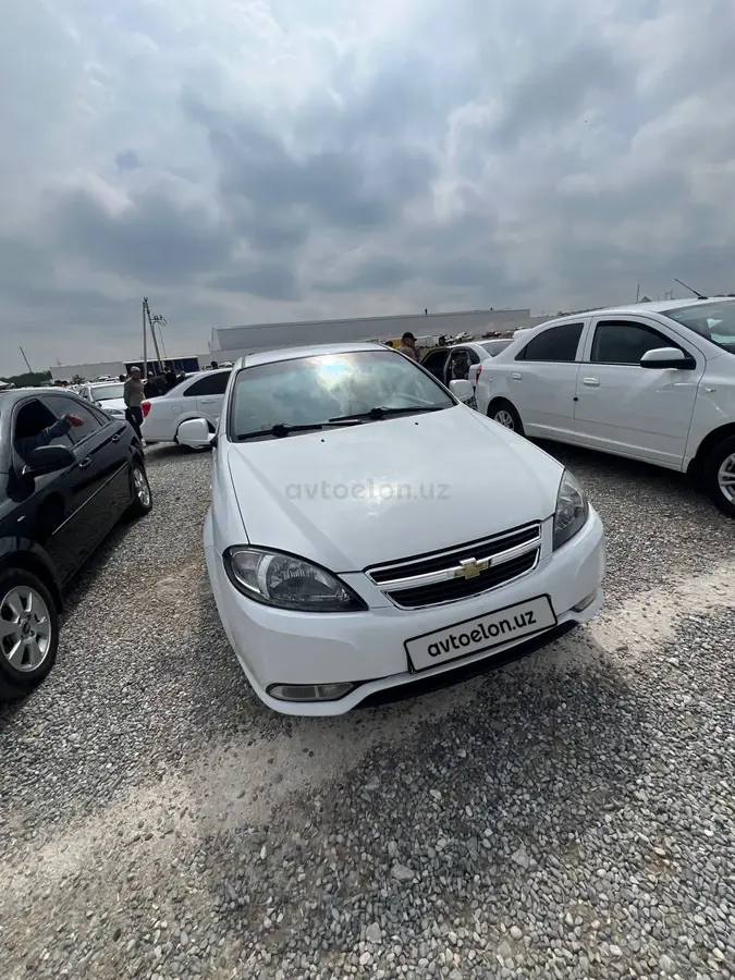Chevrolet Gentra,  2 позиция