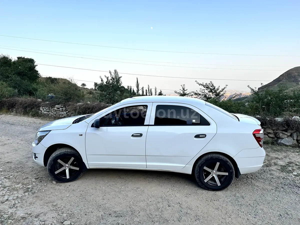 Chevrolet Cobalt,  2 позиция