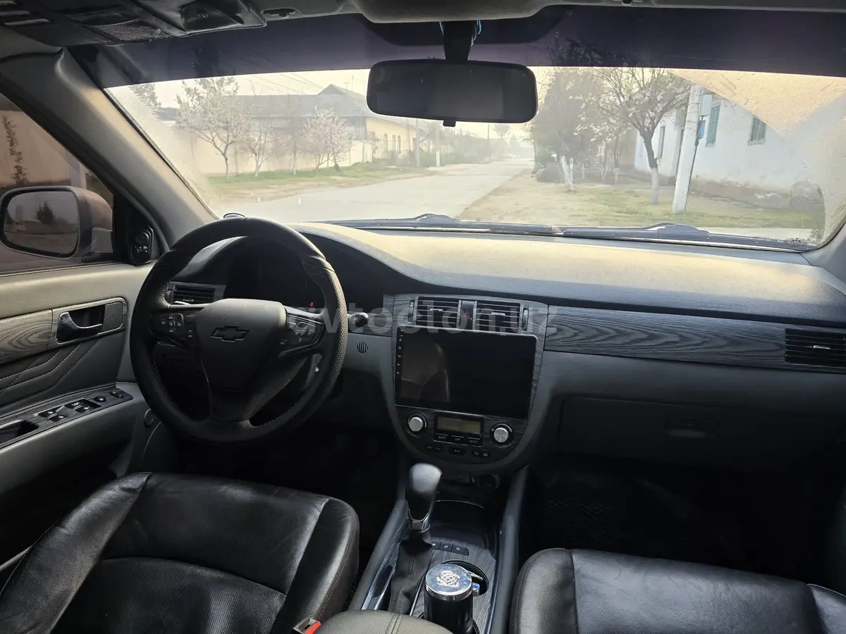 Chevrolet Gentra,  3 позиция