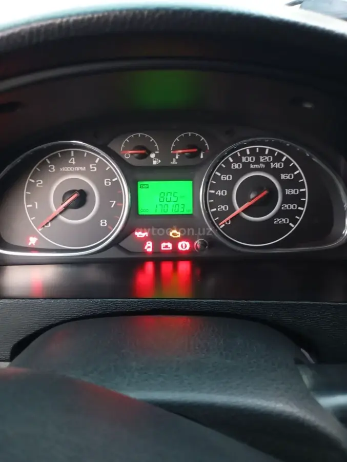 Chevrolet Gentra,  2 позиция