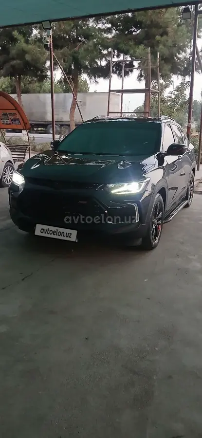 Chevrolet Tracker 2