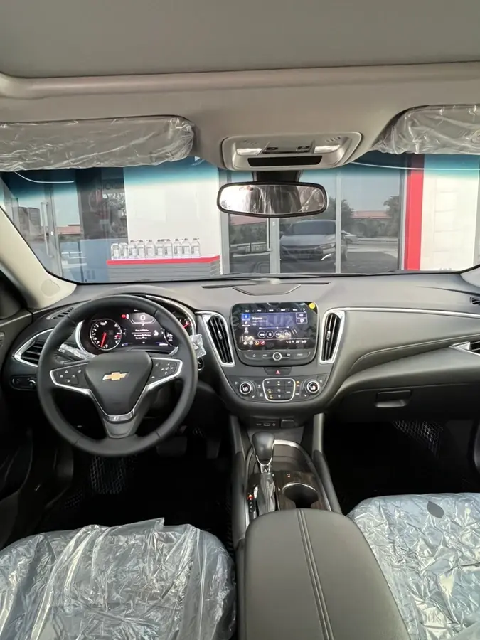 Chevrolet Malibu 2