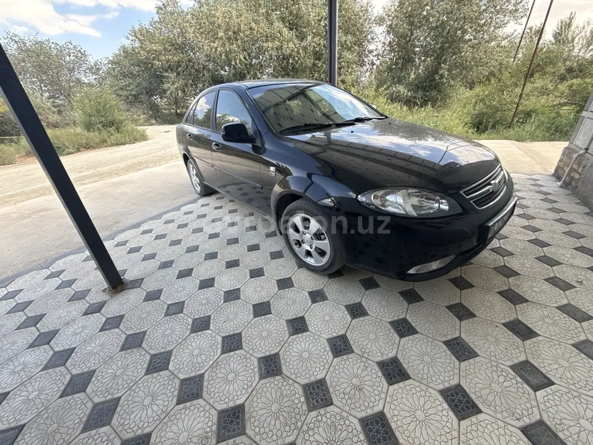 Chevrolet Gentra,  3 позиция