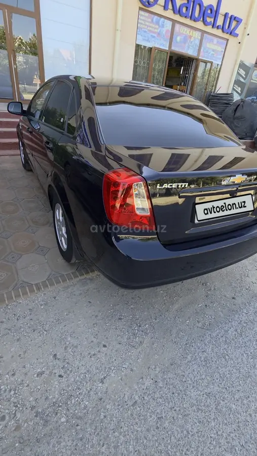 Chevrolet Gentra,  3 позиция