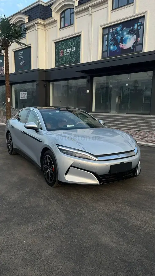 BYD Han L