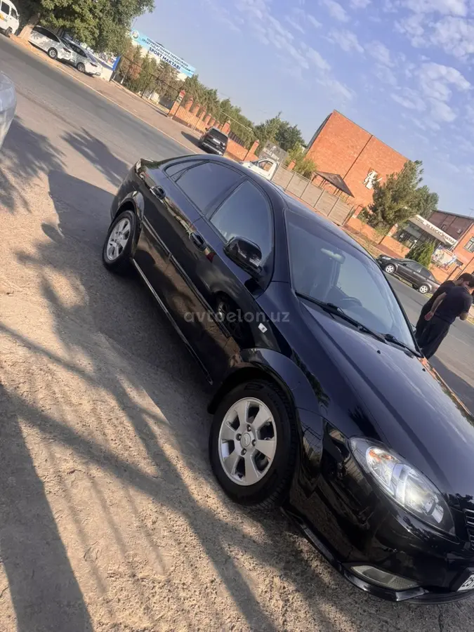 Chevrolet Gentra,  3 позиция