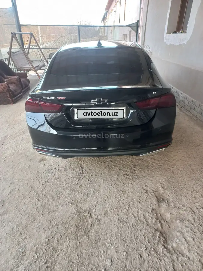 Chevrolet Malibu 2